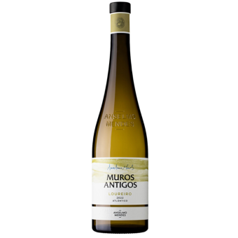 "Muros Antigos" Loureiro